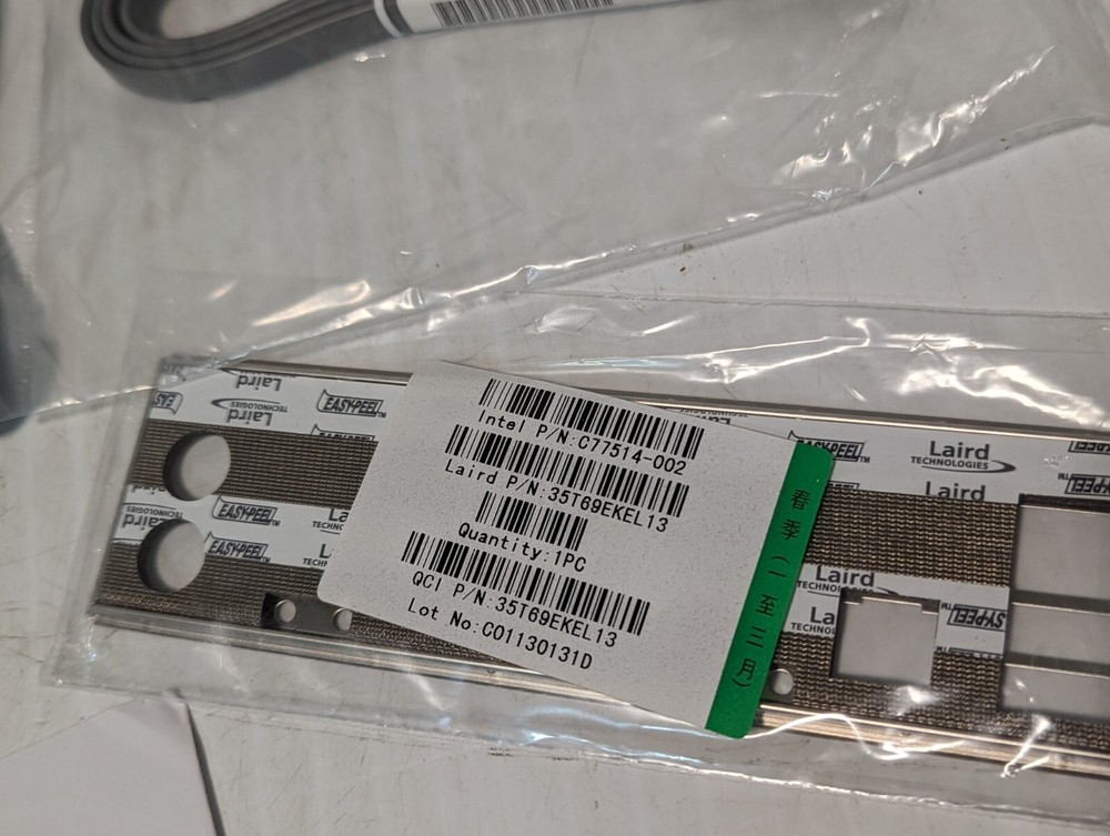 Intel S3210SHLC Server Motherboard with LGA775 CPU Socket, ATX Form Factor