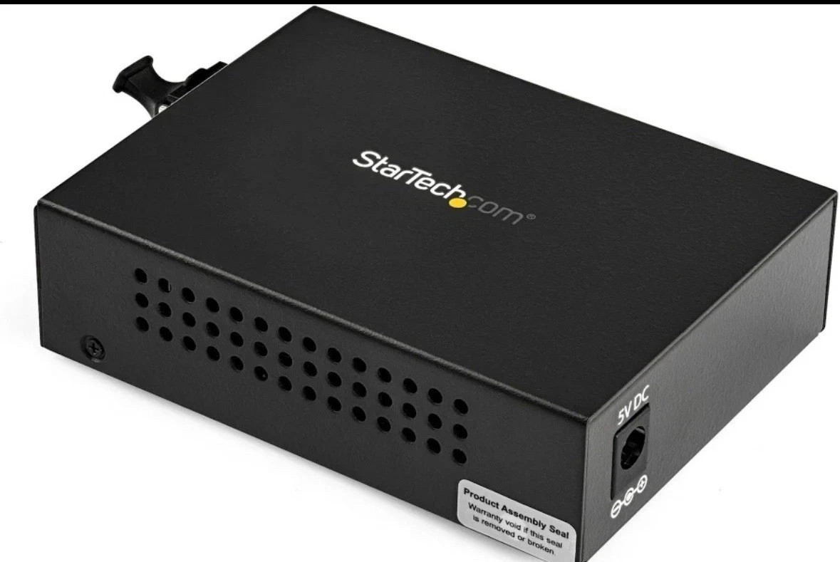 StarTech MCM1110MMLC Gigabit Ethernet Fiber Media Converter - Compact - 850nm MM