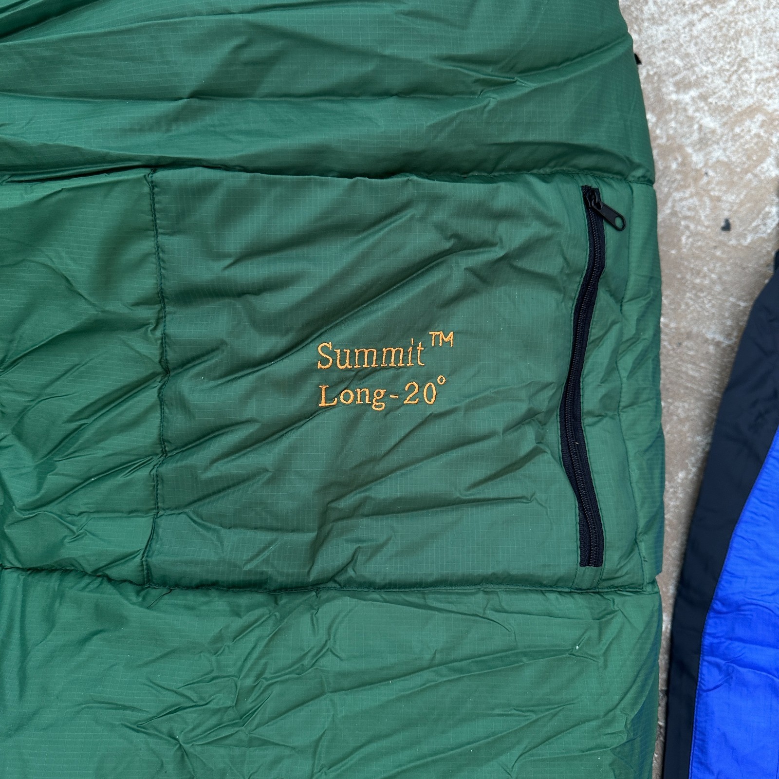 NWT Cabela's Summit Mummy Green Sleeping Bag 36"x90" w/ Bivy Cover