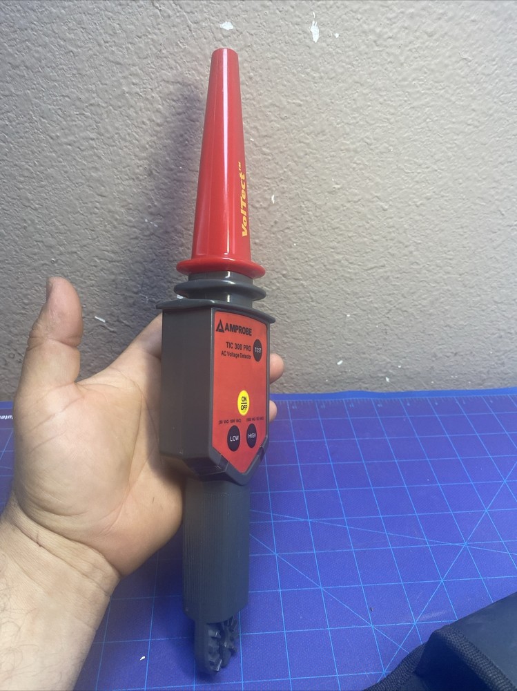 AMPROBE TIC 300 PRO PERMISSIBLE AC VOLTAGE DETECTOR VolTect™ 30 VAC - 122 kVAC