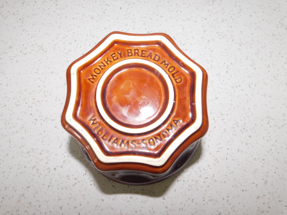 Williams-Sonoma Ceramic Monkey Bread Mold