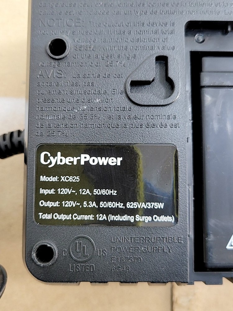 CYBERPOWER xc625 Battery Backup UPS 8-Outlets