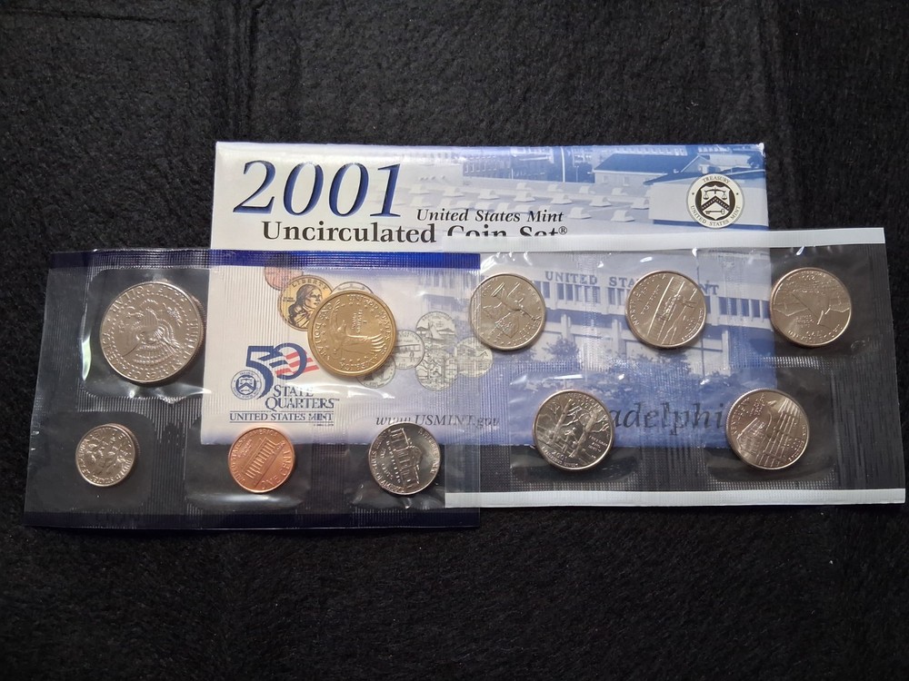 2001 US Mint Set P and D