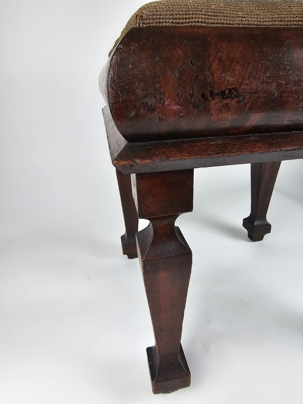 Antique Floral Needlepoint Footstool Victorian Decorative Stool (c. 1890–1915)