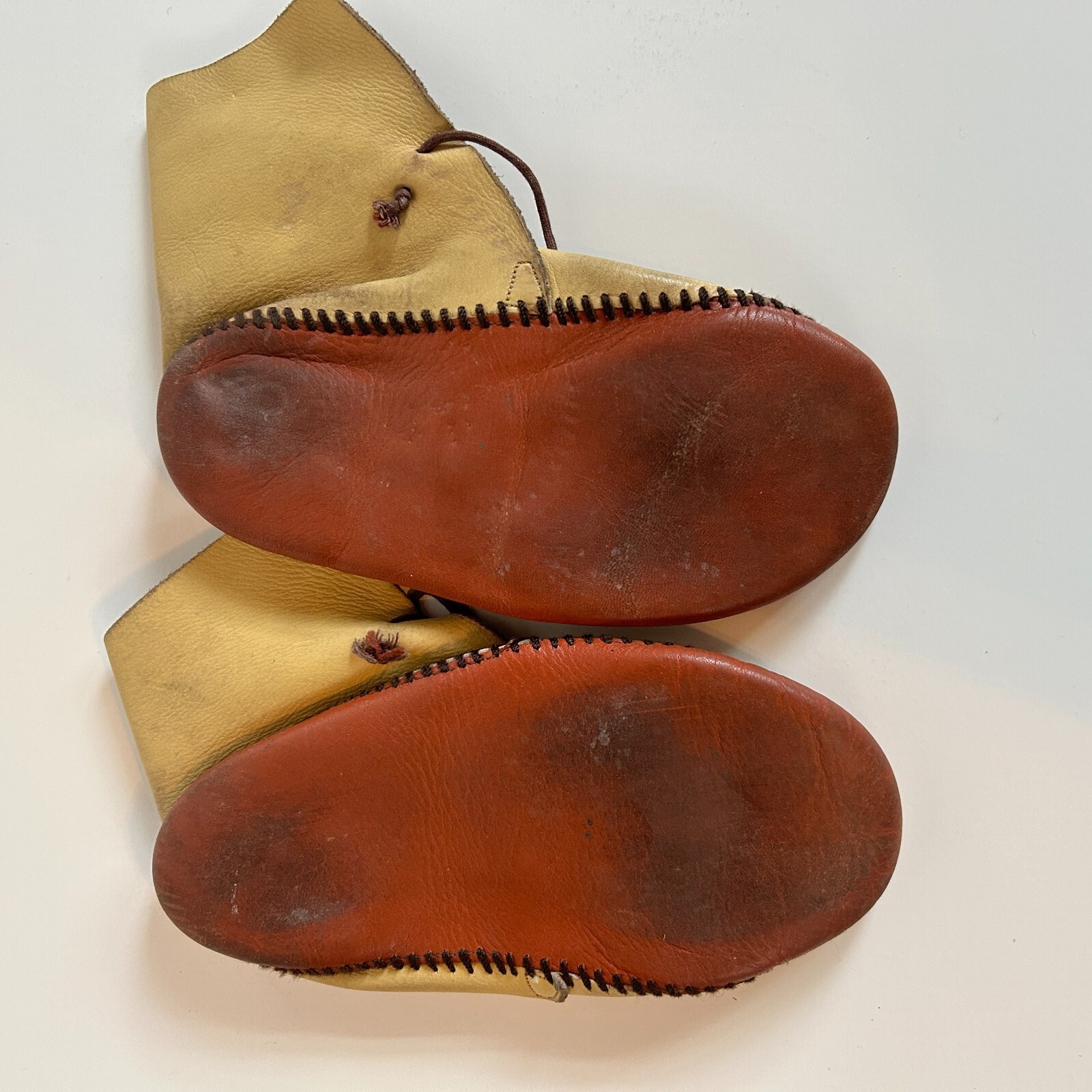 Vintage 8" BEADED Thunder Bird LEATHER NATIVE AMERICAN INDIAN MOCCASINS BOOTIES