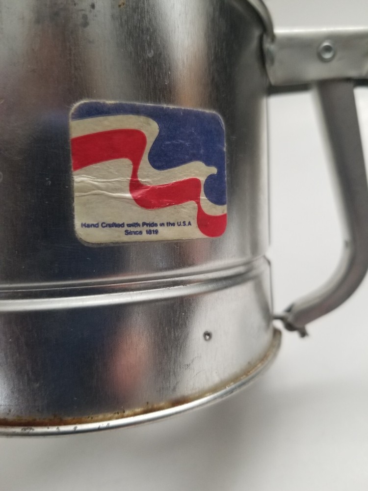 Vintage Bromco Squeeze Sifter - USA Made