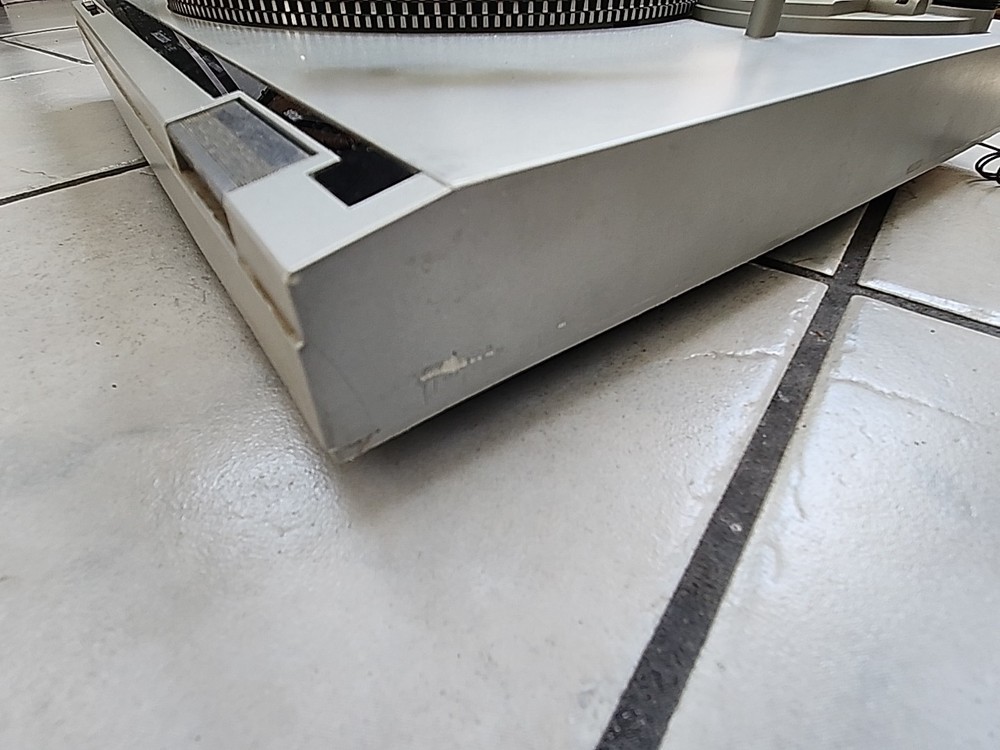 Technics Model SL-B2 Belt Drive Frequency Generator Turntable Tested -READ