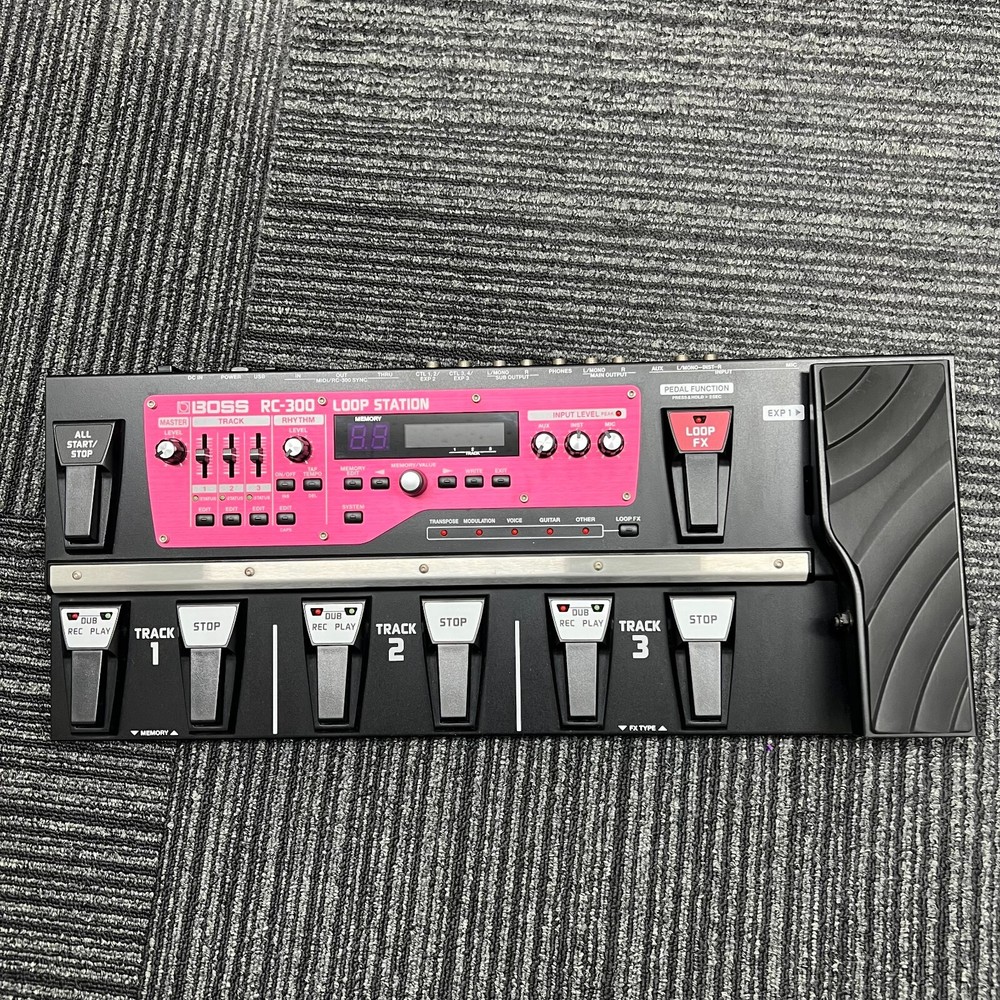 RC-300 Loop Station: Ultimate Looping Effects Processor