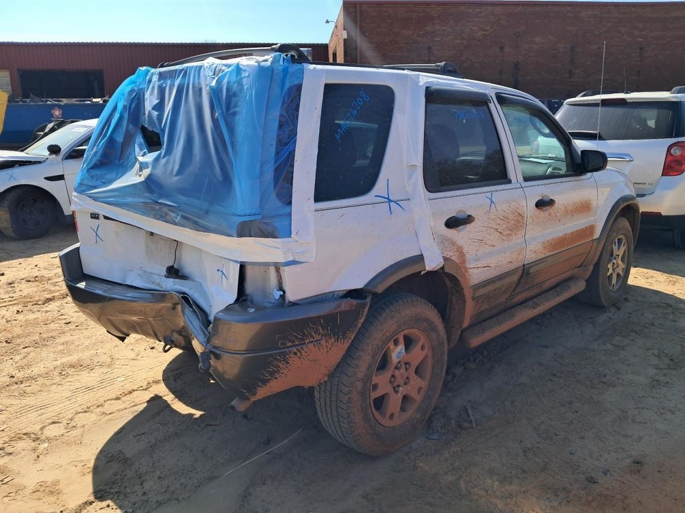 Fuse Box Engine Fits 01-04 ESCAPE 5024691