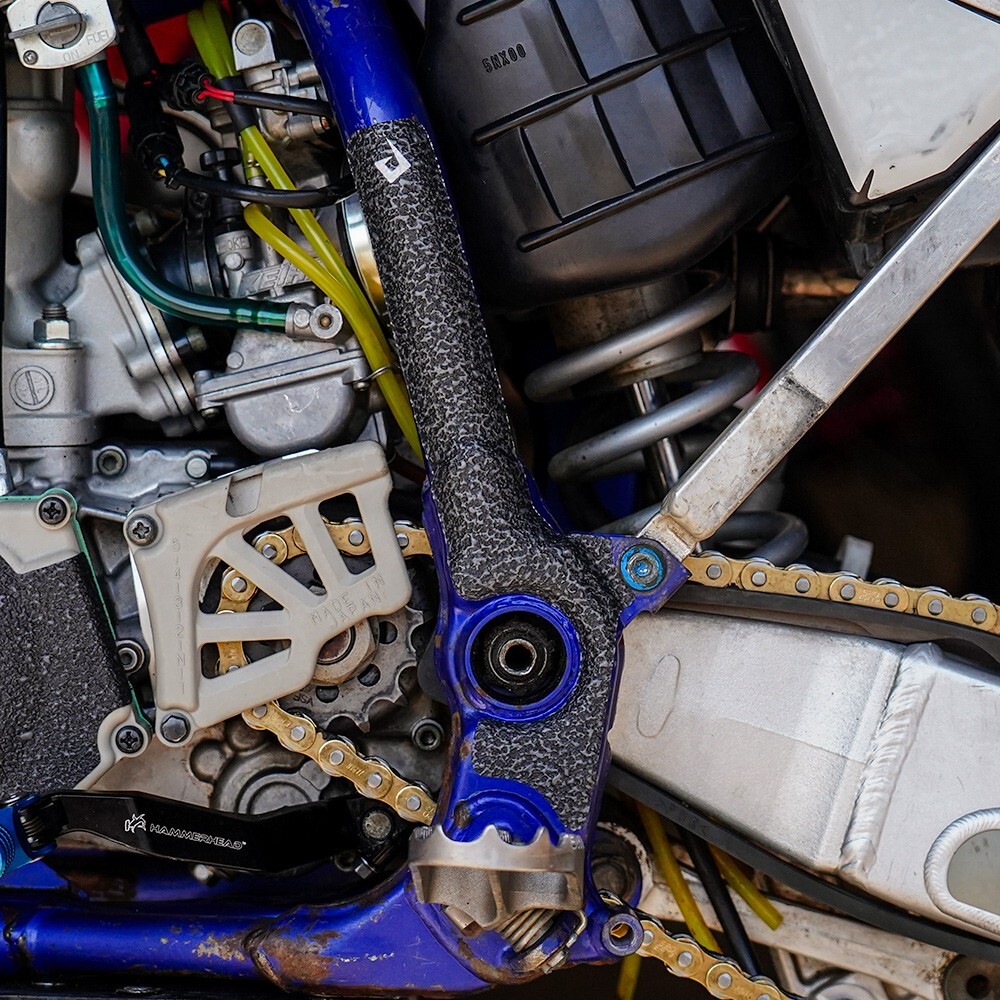 Black Frame Guards 2002-2004 Yamaha YZ250 Grip Tape Protectors YZ 250