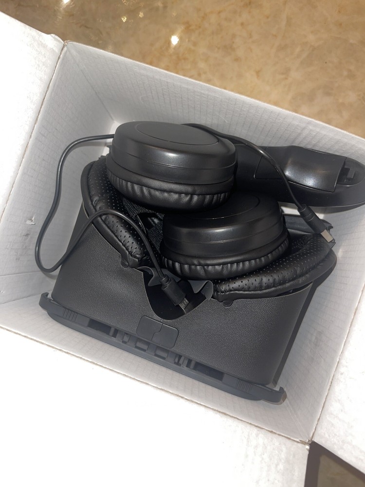 Bobovr Z6 Black Full Screen Adjustable Foldable Wireless Virtual Reality Headset