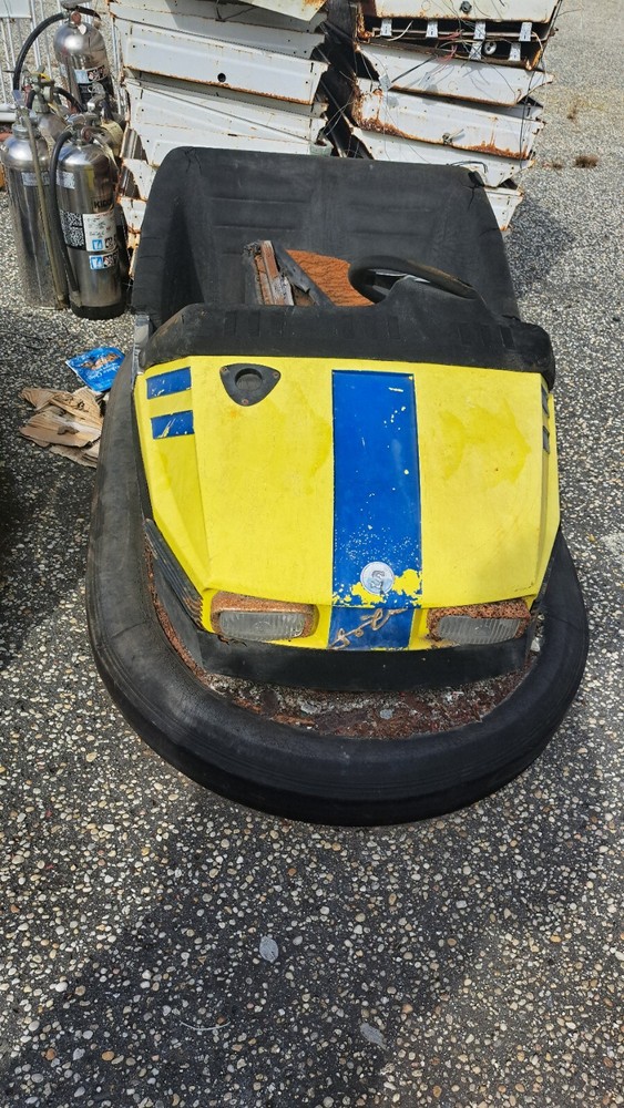 bumper cars amusement