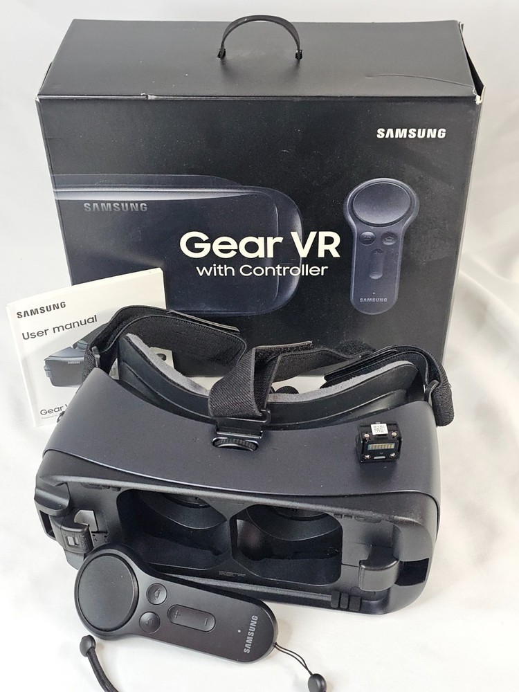 Samsung Gear VR with Controller, Complete in original box, Classic OG VR Tech!