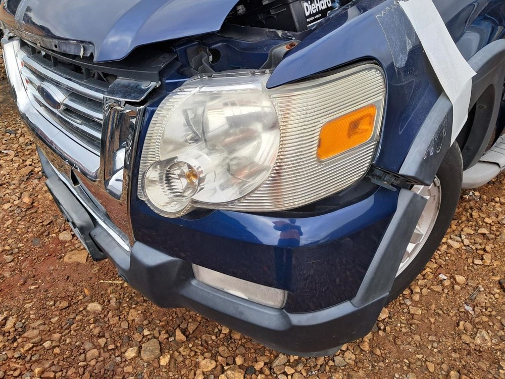 EXPLORER 2007 Glove Box 4815440