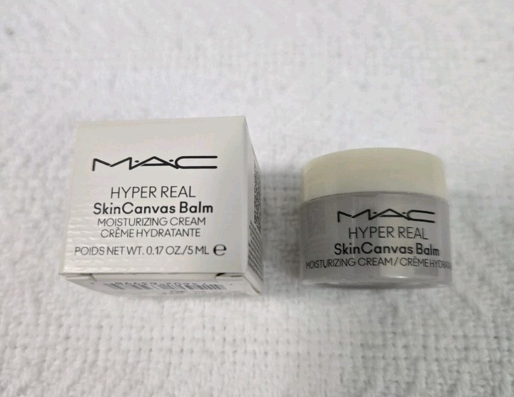 MAC Cosmetics 5 Piece Gift Set MACStack Mascara Fix+ Hyper Real Balm & Cleanser