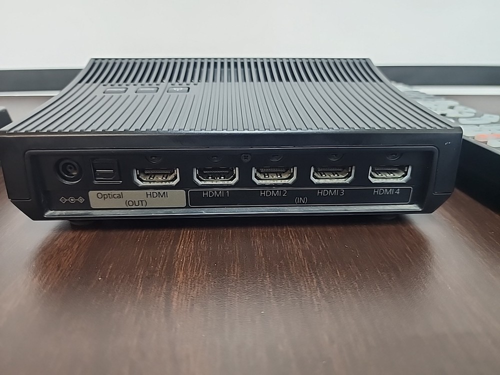 Epson Wireless HD Transmitter WIT2-F0 With Power Adapter