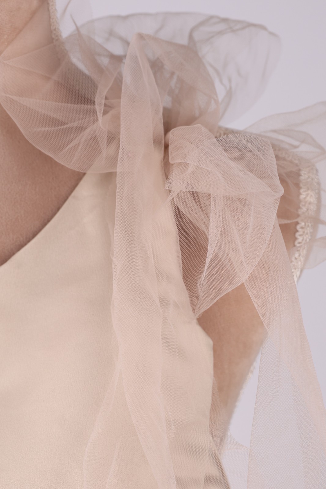 New Beige (Nude) Satin & Tulle Flower Girl Dress w/ Removable Tulle Train 3T-4T