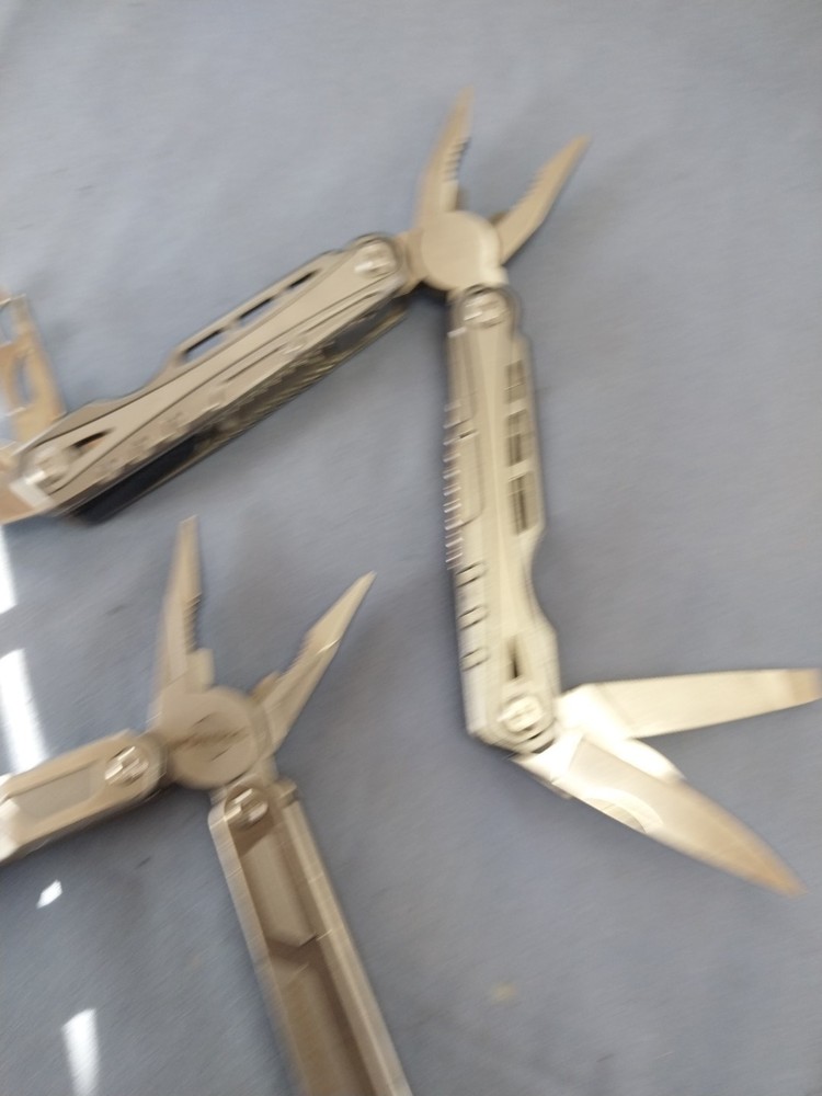 2 high quality multi tool pliers scissors nice screw driver saw