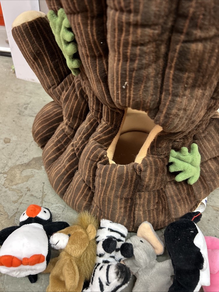 Mary Meyer Plush Tree Puppet Set With Finger Animals