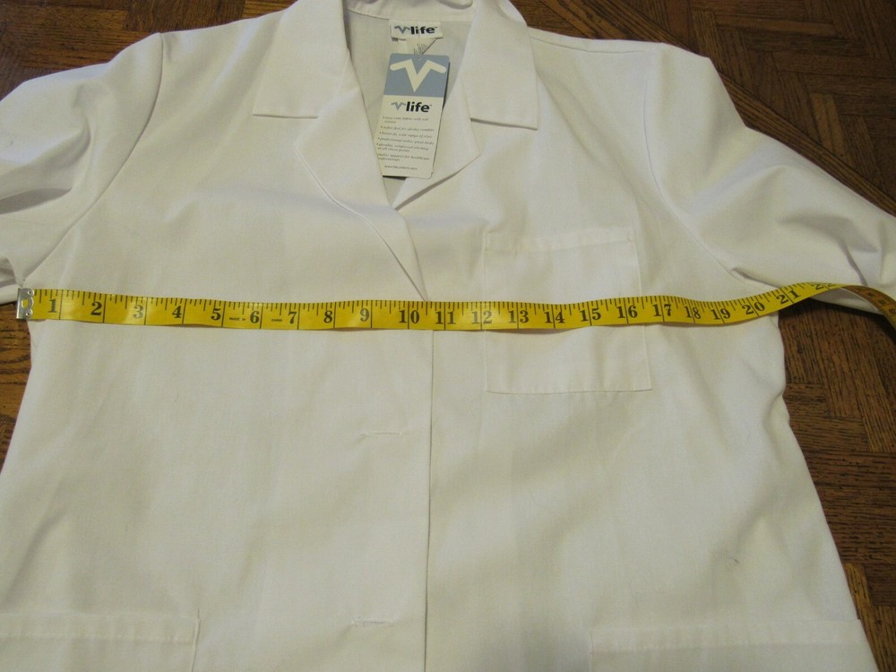 Life Uniform Class 193 Size Medium White Lab Coat