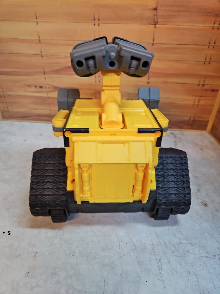 2020 GPN30 Mattel Wall-E Remote Control Toy