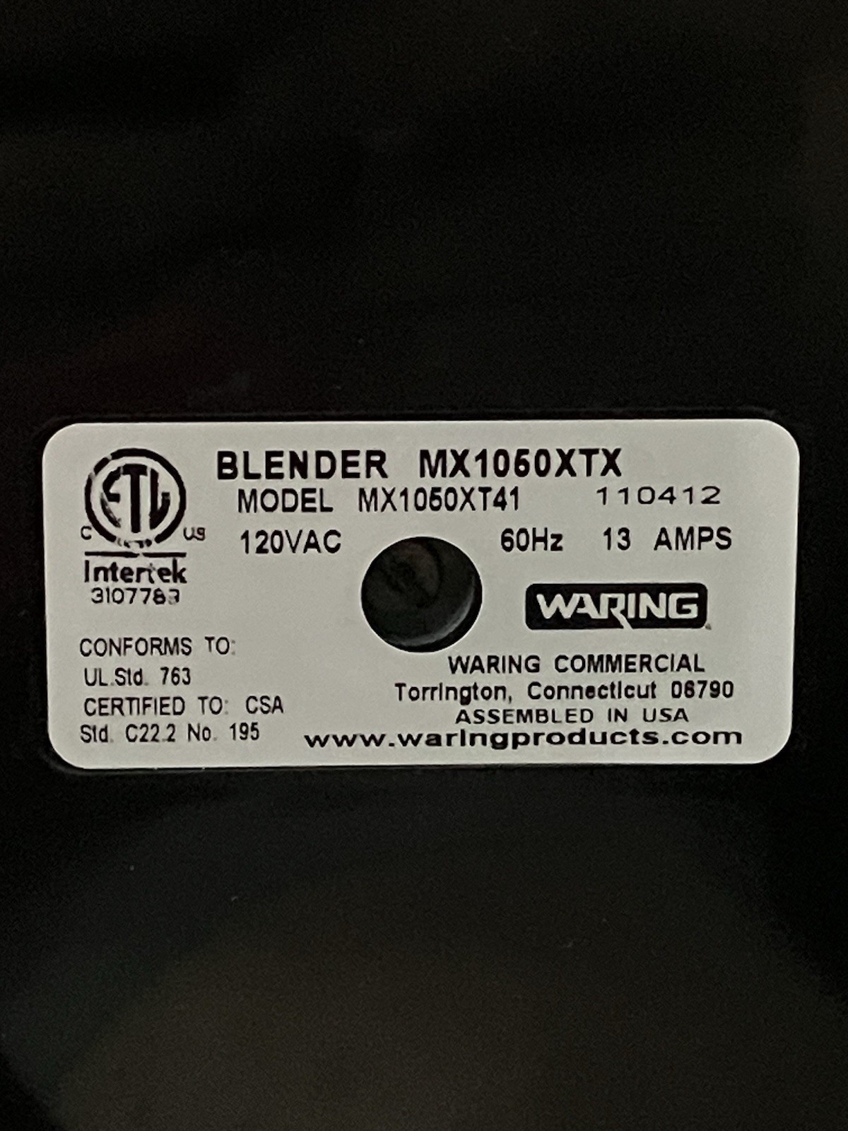 Waring MX1050XTX Xtreme High-Power Blender with 64 Oz Lightly Used