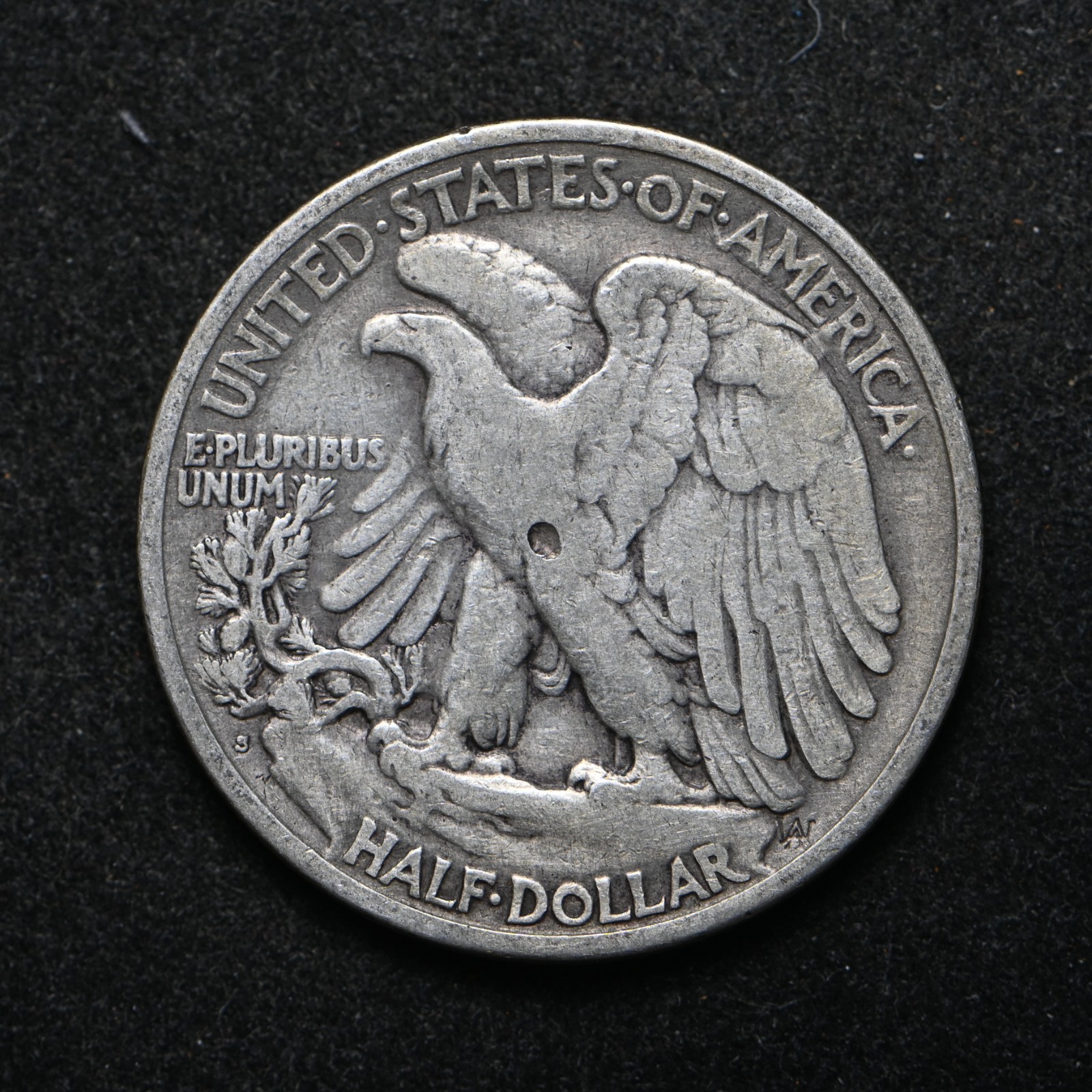1920-S Walking Liberty Silver Half Dollar (cn16408)
