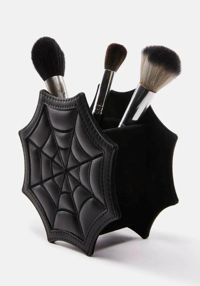 Always Caught Up Spiderweb Makeup Brush Holder