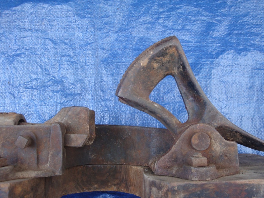 Vintage Well Pipe Puller