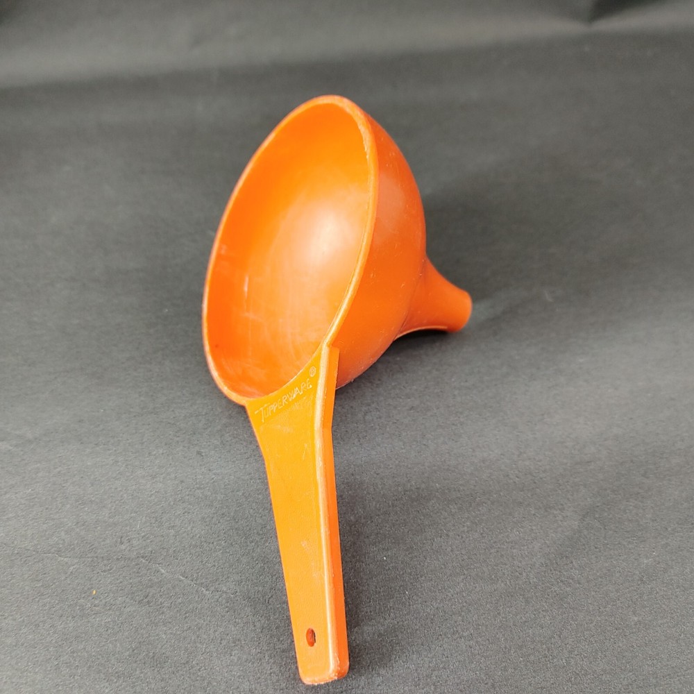 Tupperware Small Orange Funnel w/Handle 1227-3