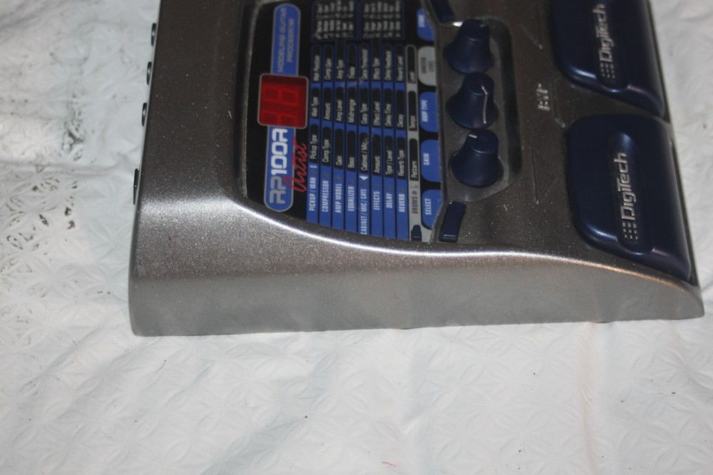 Guitar Multi Effects Pedal Digitech RP100A - No Power Supply