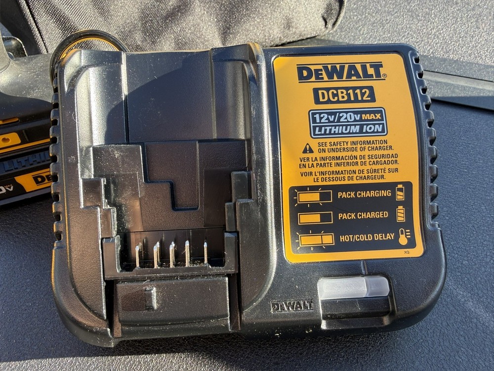 DEWALT DCK240C2R 2-Tool Combo Kit (1.3 Ah)