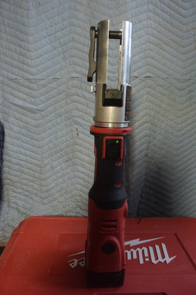 Milwaukee Press 2773-20L Long Throw Press Tool #2