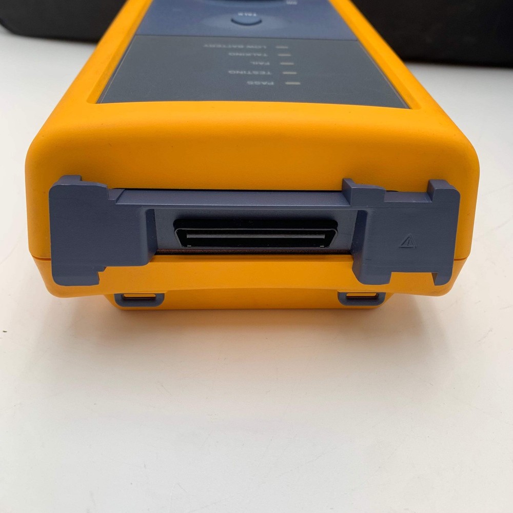 Fluke DSP-4000 Cable Analyzer & DSP-4000SR Smart Remote Bundle - Used *READ*