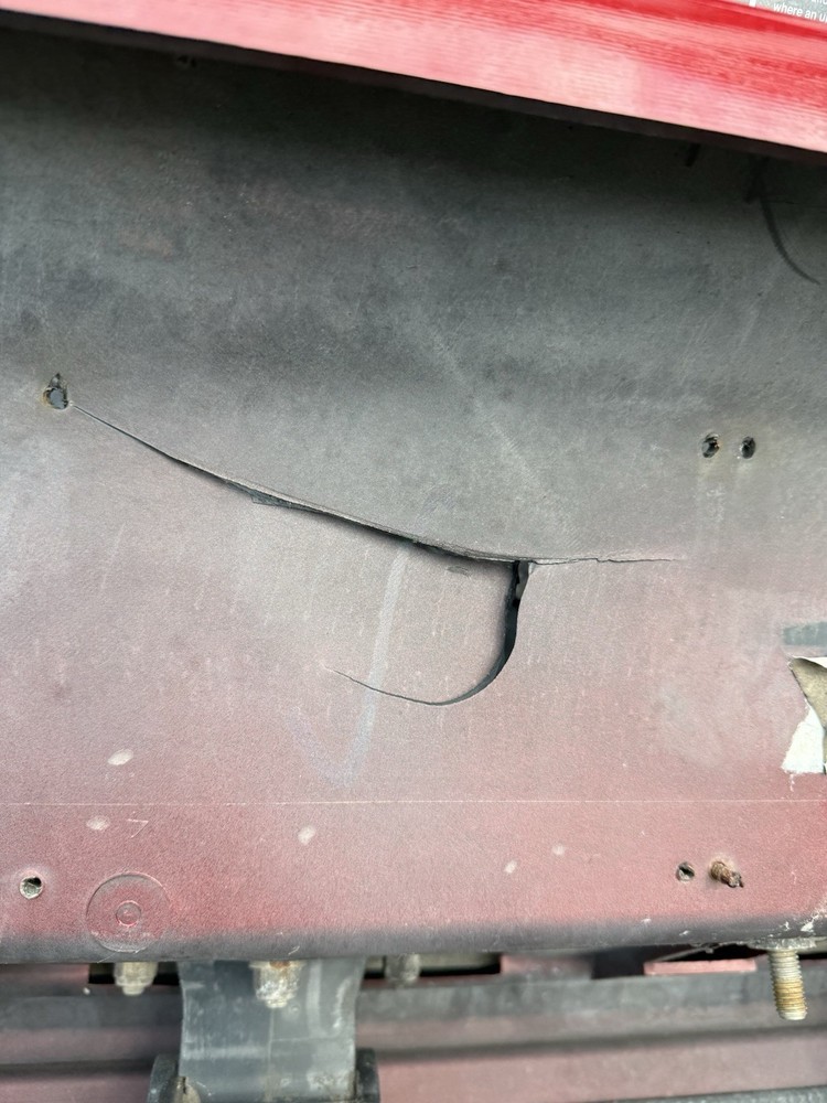2020 PETERBILT 579 LEFT/ DRIVER SIDE CAB STEP FAIRING A33-1163