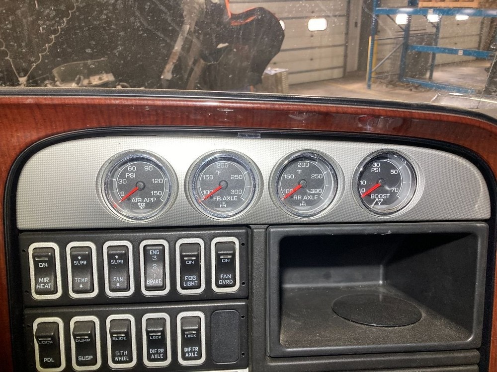 International LONESTAR GAUGE Dash Panel - Used