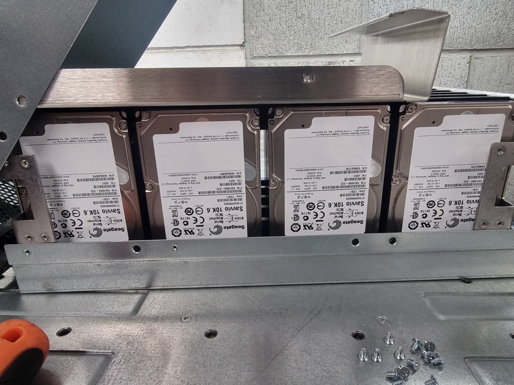 Xiotech ISE 2400 + 36TB Storage