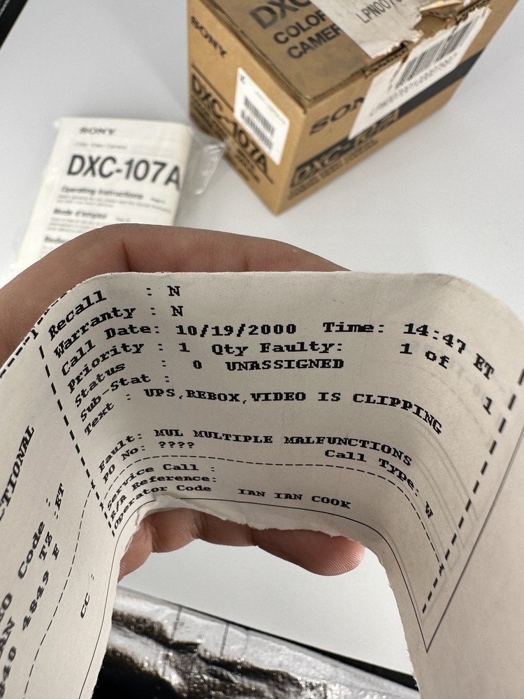 Sony DXC-107A CCD-IRIS Color Video Camera