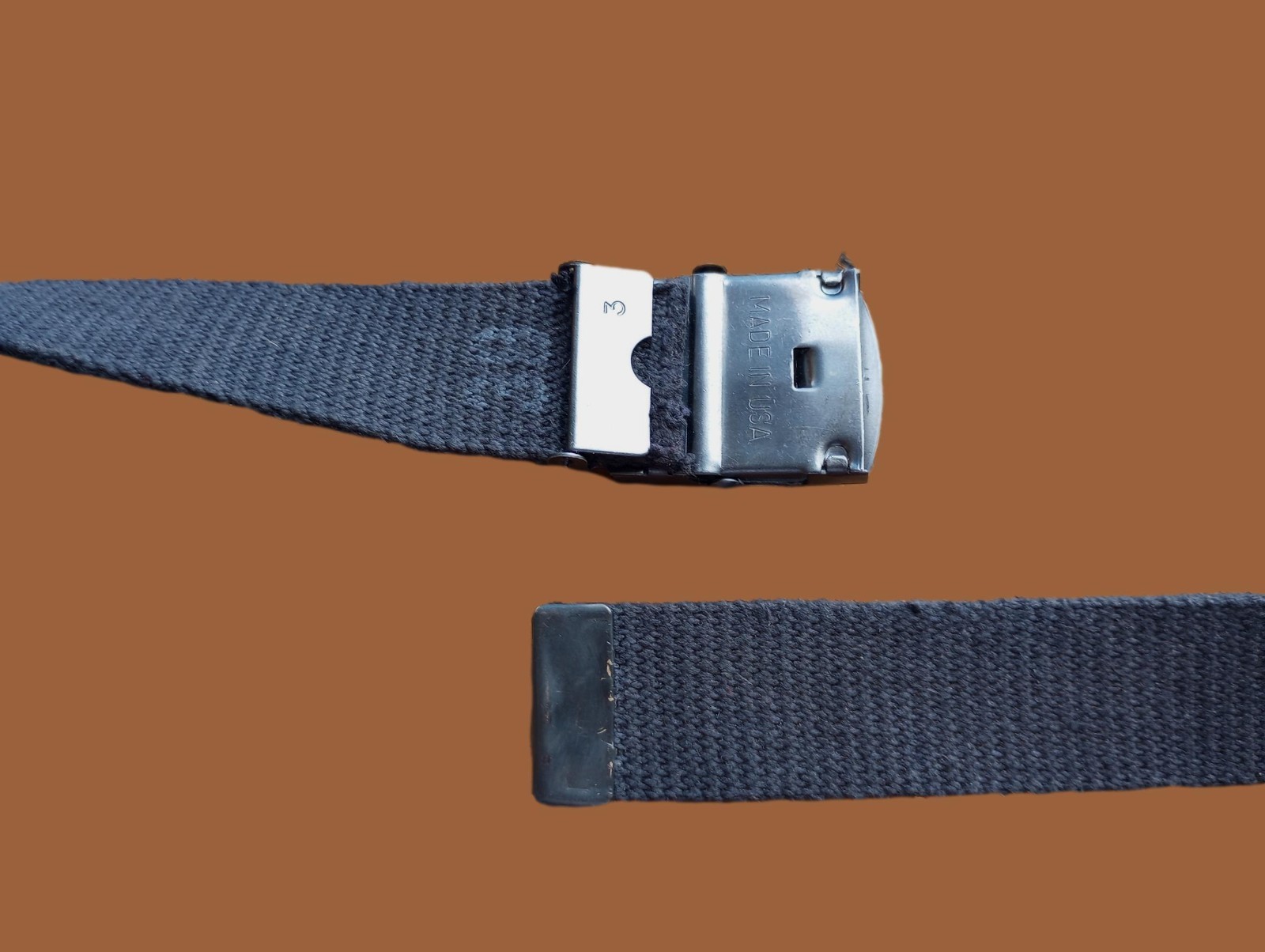 VINTAGE U.S MILITARY NAVY ISSUE BLACK WEB BELT WITH BLACK ROLLER BUCKLE US MADE