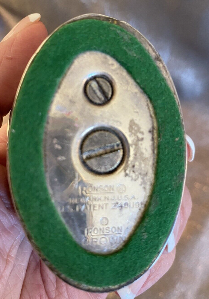 Vintage Ronson Waldorf Table Silver Plate Lighter