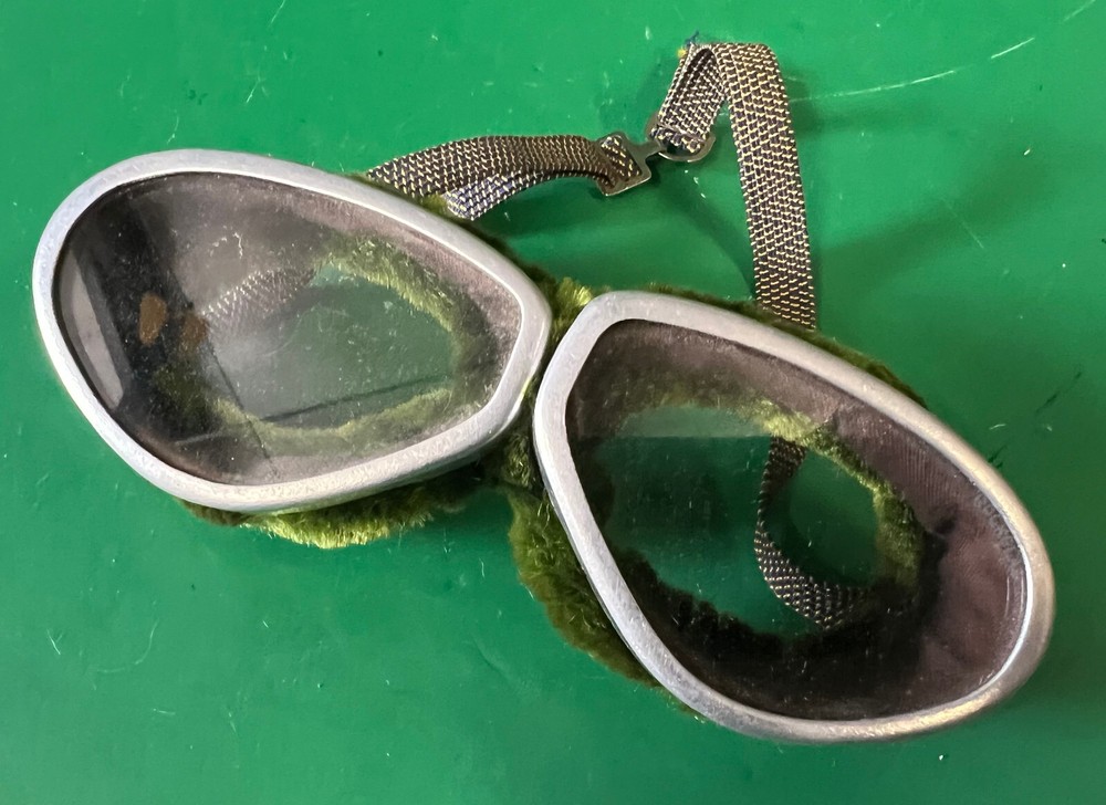 PRE WAR H.B. FLYING GOGGLES W/FUR LINING