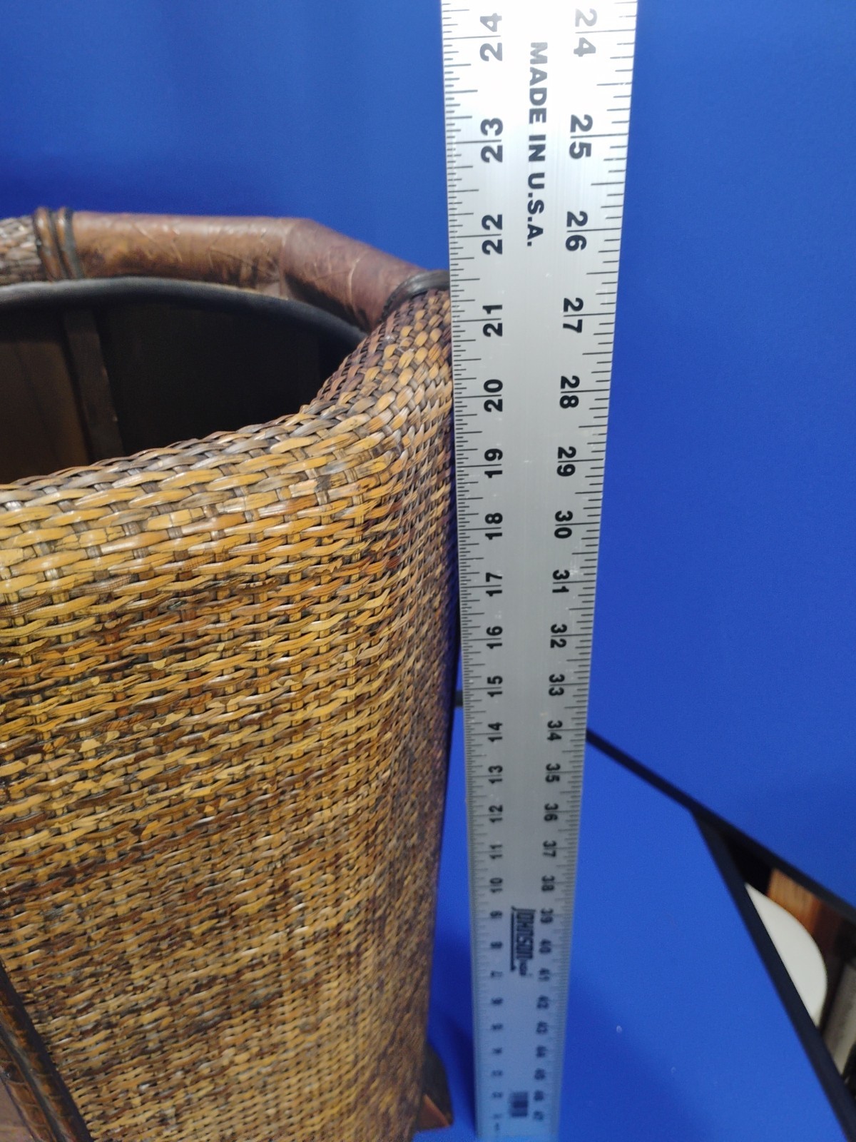 Wicker Faux Leather Leaf Pattern Cane Walking Stick Umbrella Stand