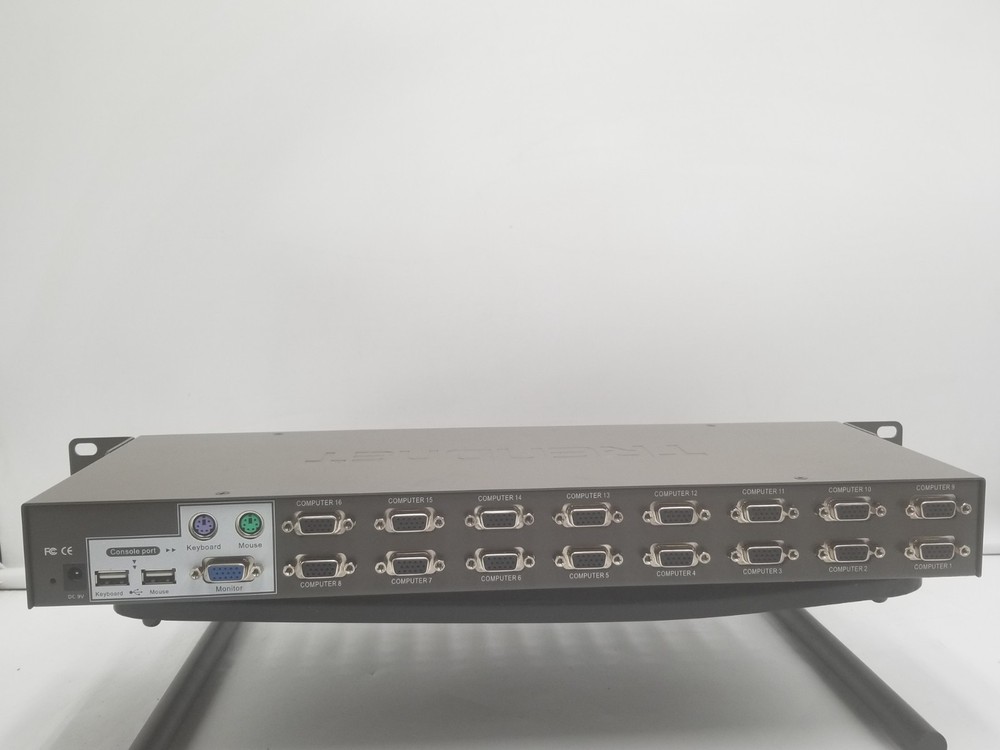 TRENDnet (TK-1603R) 16-Ports Rack-Mountable KVM / USB switch