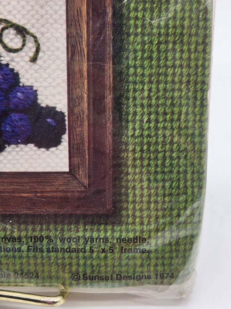 Sunset Designs Needle Pointers Needlepoint Kit #5354 Grapes 5”X 5” 1974