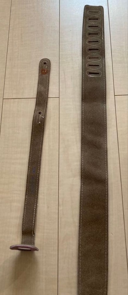 Fender Guitar Strap Vintage Style Adjustable Accessory Comfort leather E936