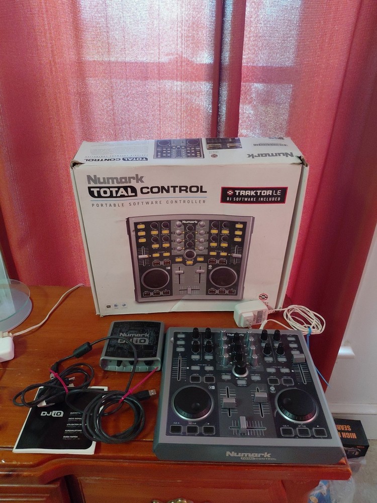 Numark Total Control Dj Controller