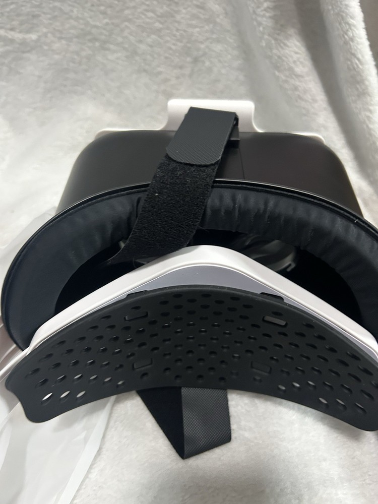 DEVASO Upgraded VR Headset for Nintendo Switch & Switch OLED Black White