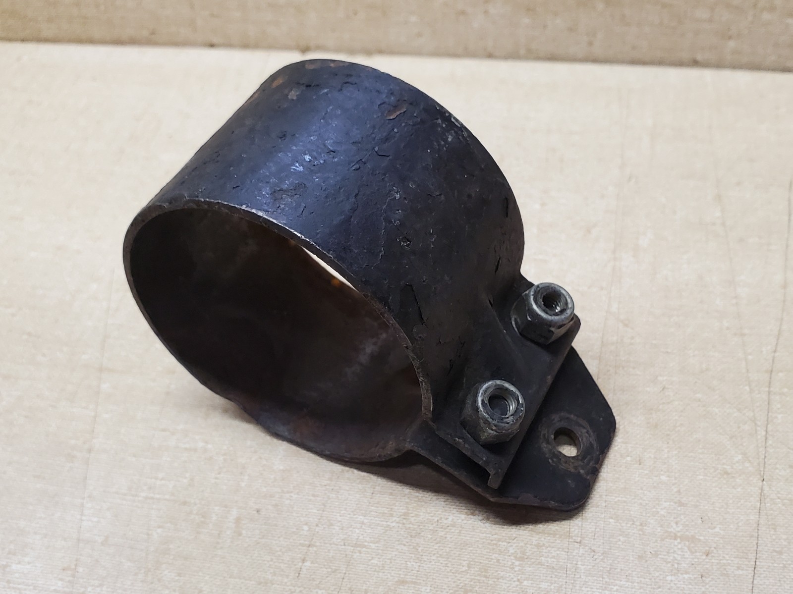 BULTACO EXHAUST MUFFLER CLAMP HANGER PURSANG 200 MK8 1974-76 ASTRO 250 360