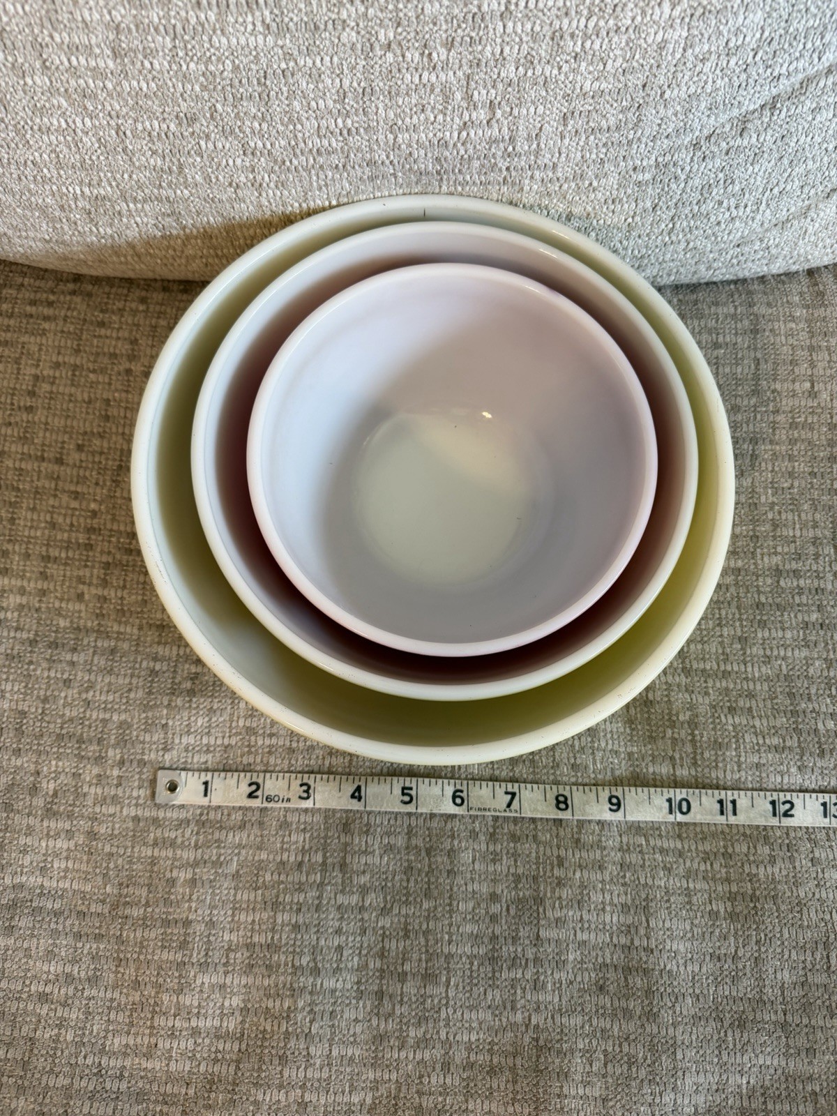 VTG Pyrex Primary Colors Mixing Bowls Set of 3 Yellow 404, Green 403, Red 402