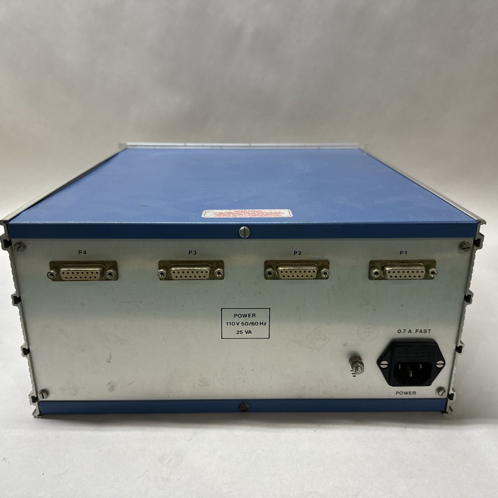 Brooks Instrument Mass Flow Controller 4 Channel 5874-A Total Controller Unit